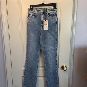 Zara - Slim Flared Jeans (Brand New) - Size 4